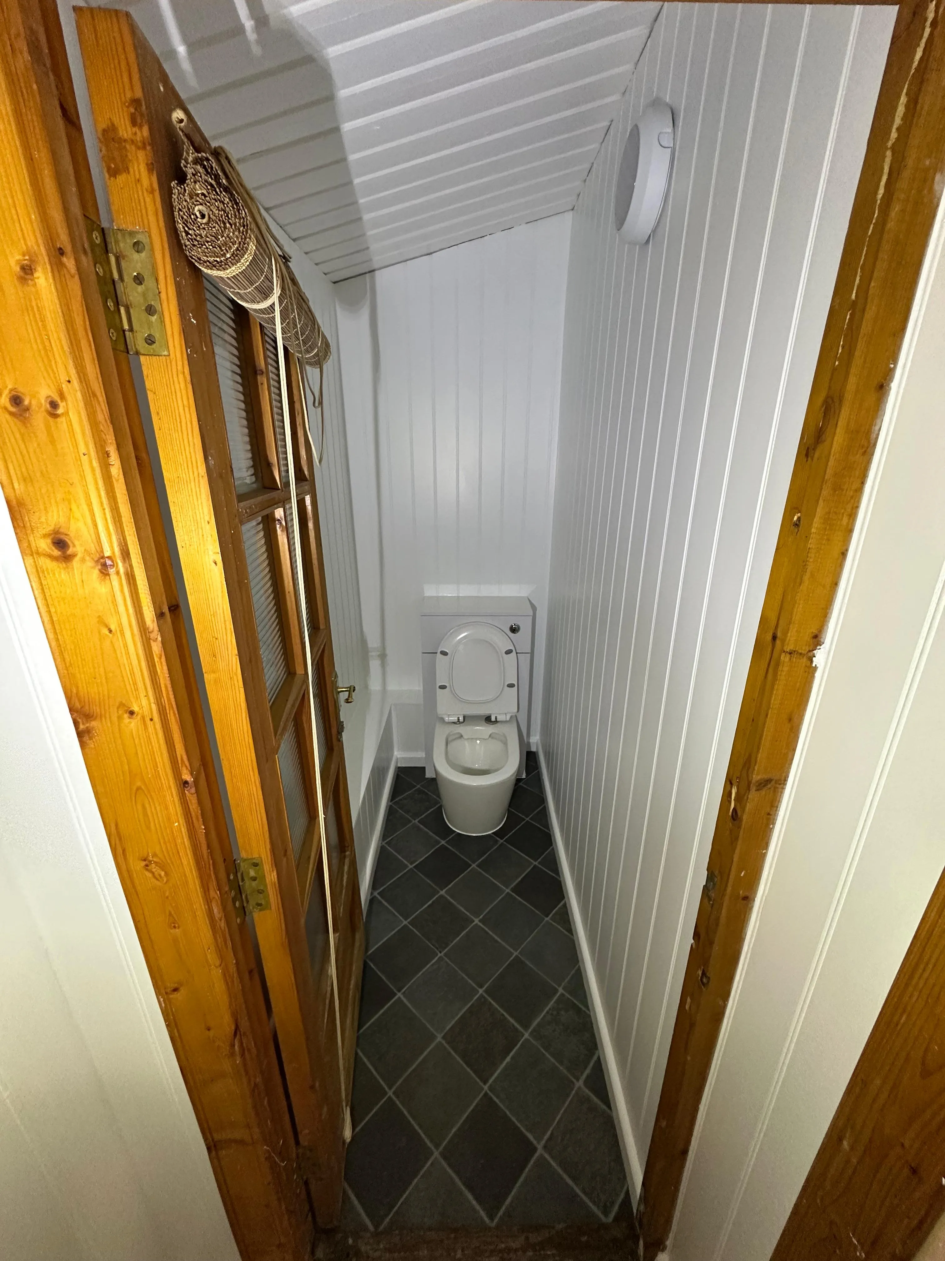Compact Cloakroom Refurbishment